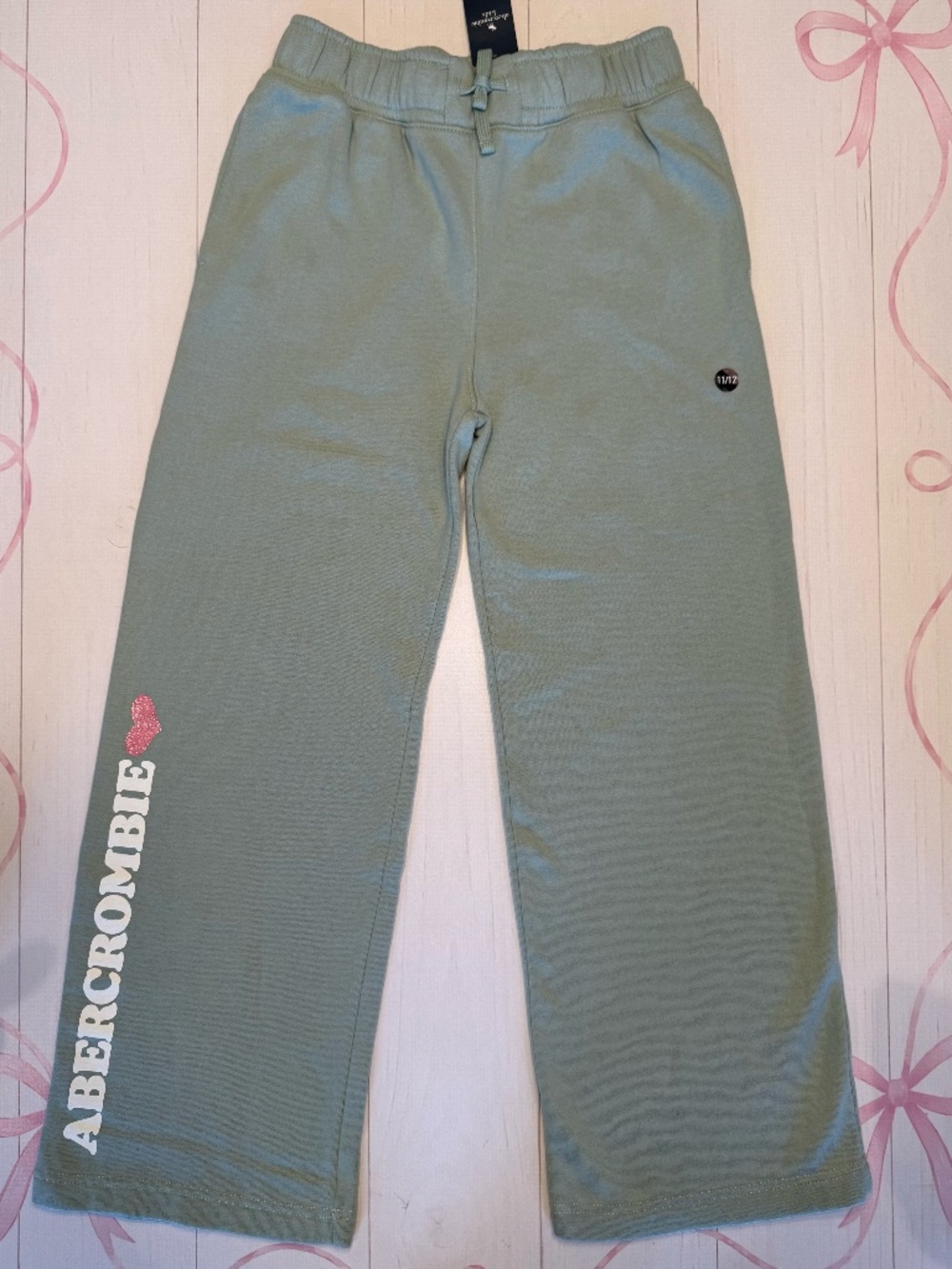 NWT Abercrombie Kids Logo Wide Leg Sweatpants Size 11/12